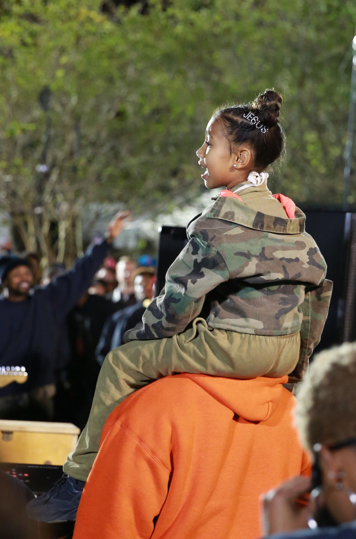 BR.kanye.110219.004.jpg